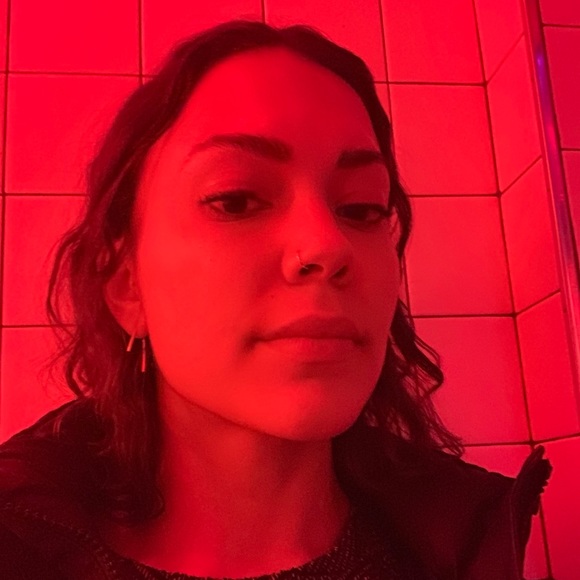 Meet your Posher, Molly - Picture 1 of 1